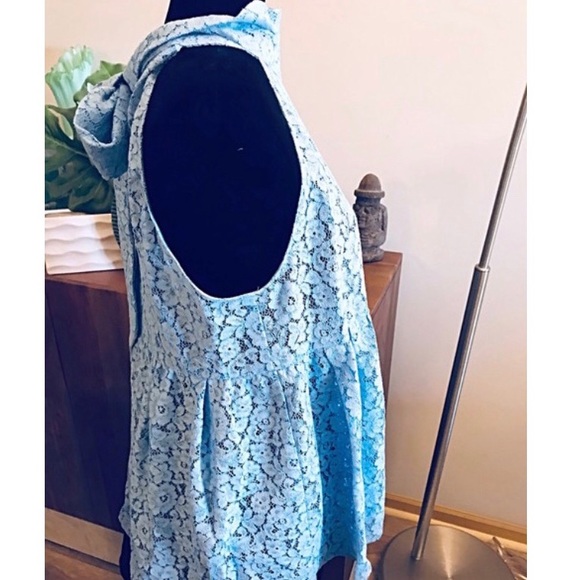 Zara Blue Lace Top - Picture 7 of 9